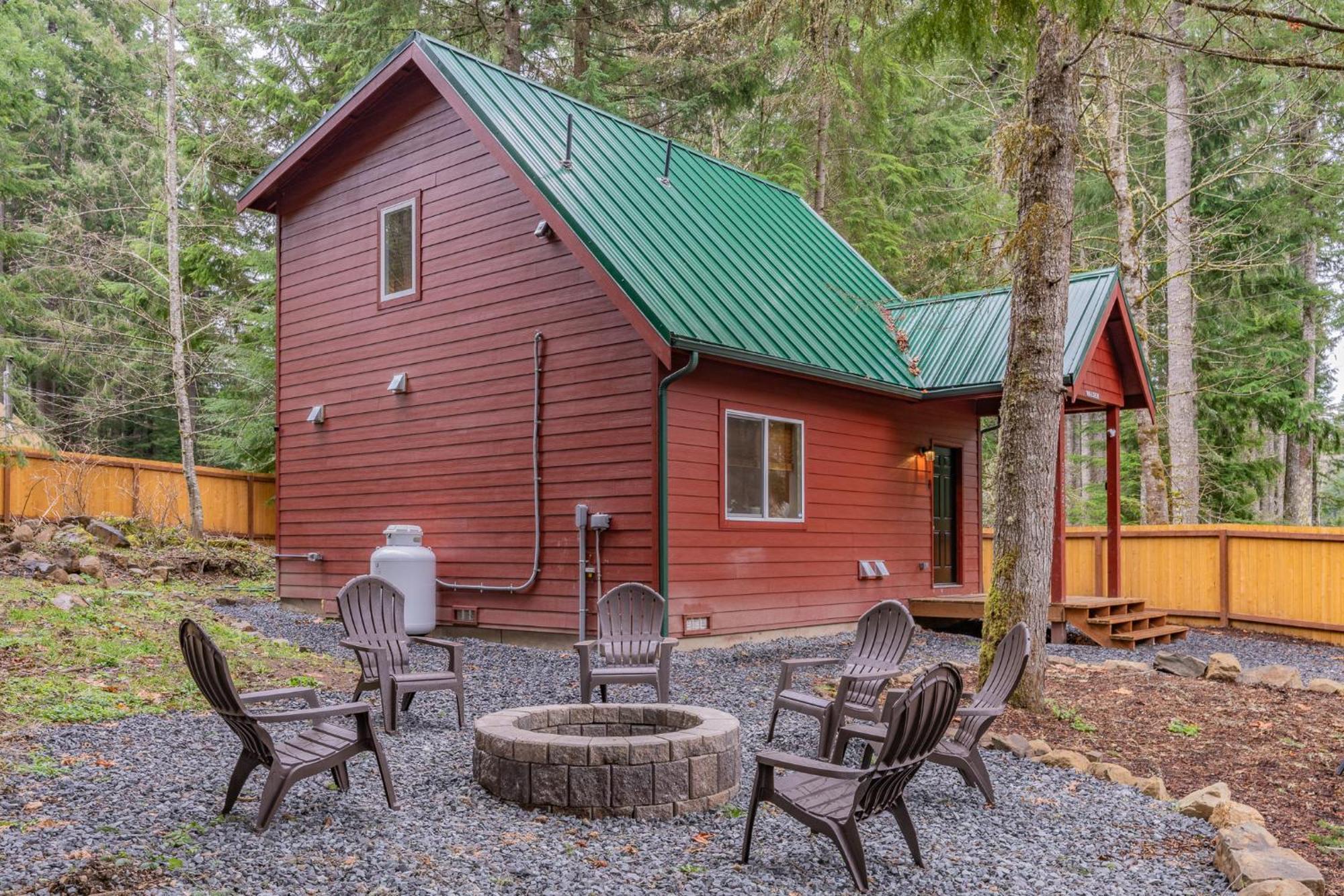 Mt. Rainier Cabin W/Hot Tub Ashford Exterior photo